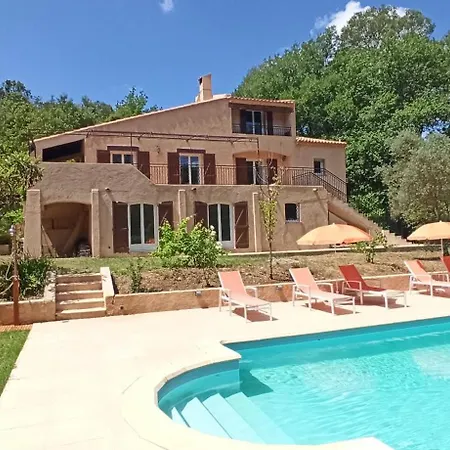 Au Coeur De La Provence